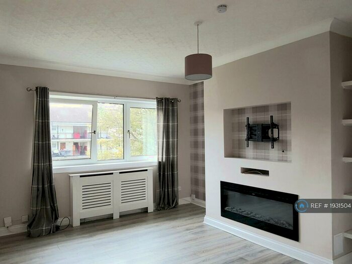 3 Bedroom Flat To Rent In Ashmore Road, Glasgow, G43