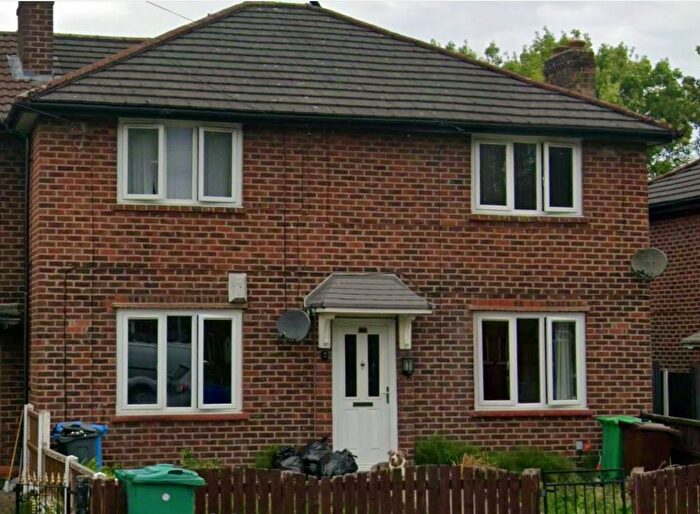 2 Bedroom Flat To Rent In Lindeth Avenue, Manchester, M18