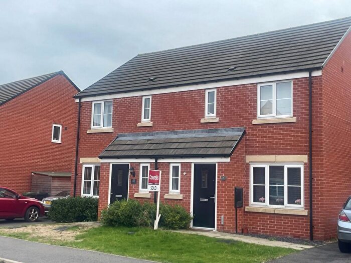 3 Bedroom House To Rent In Clovelly Drive, Hampton Gardens, PE7