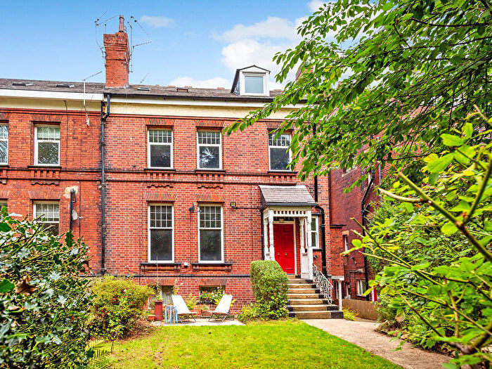 2 Bedroom Flat To Rent In Otley Road, Far Headingley, Leeds, LS16