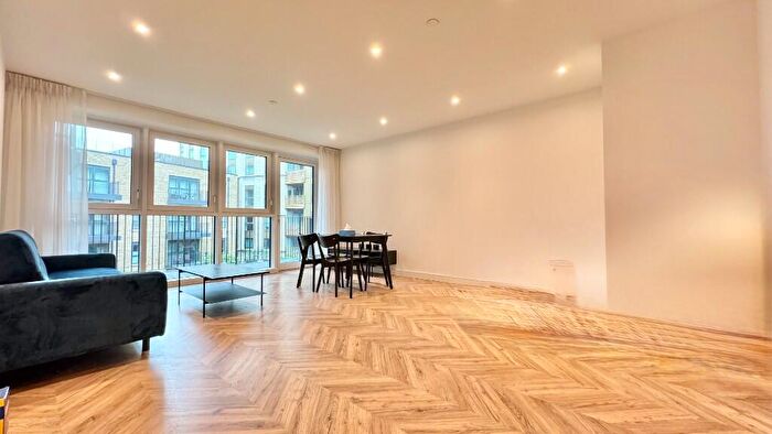 2 Bedroom Apartment To Rent In Heritage Walk, Kingston Upon Thames, Surrey, KT1
