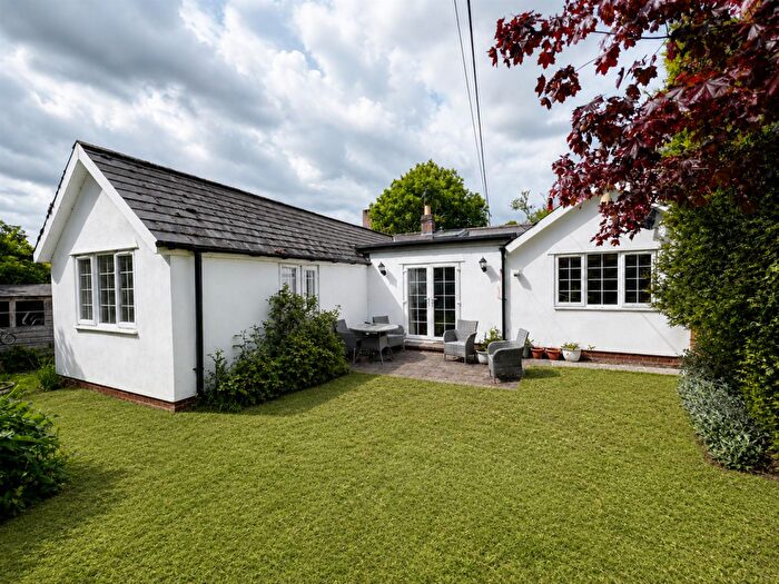 4 Bedroom Detached Bungalow For Sale In Gorsley, Ross-on-wye, HR9