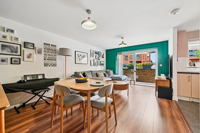 2 Bedroom Flat For Sale In Briers House, Meadowview Road, Raynes Park, SW20