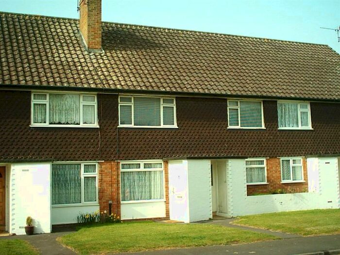 2 Bedroom Apartment To Rent In Wylands Road, Langley, Berkshire, SL3