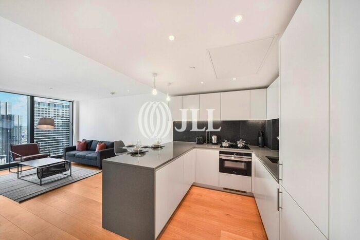 1 Bedroom Flat To Rent In Landmark Pinnacle, Marsh Wall, E14