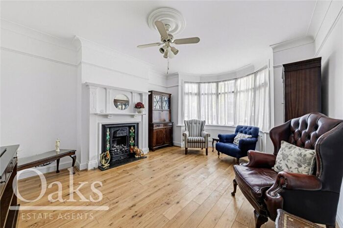 3 Bedroom Terraced House For Sale In Ashburton Avenue, Addiscombe, CR0