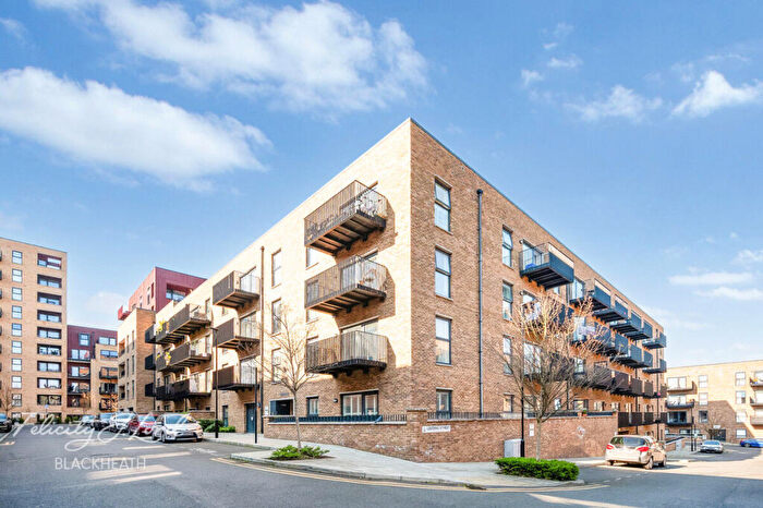 3 Bedroom Apartment For Sale In Brumwell Avenue, Woolwich, SE18