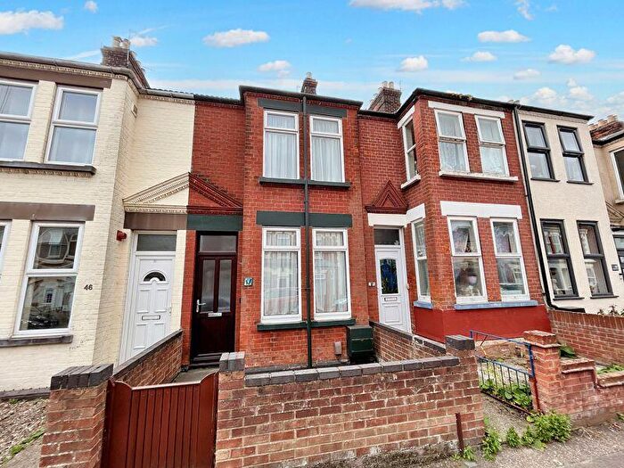 3 Bedroom Terraced House For Sale In Springfield Road, Gorleston, NR31