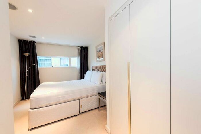 1 Bedroom Flat To Rent In Gatliff Road, Sloane Square, London, SW1W