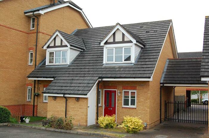 2 Bedroom Terraced House To Rent In Redwood Grove, Bedford, MK42