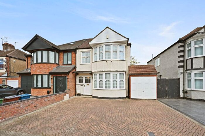 5 Bedroom Semi-Detached House For Sale In Willowcourt Avenue, Harrow, HA3