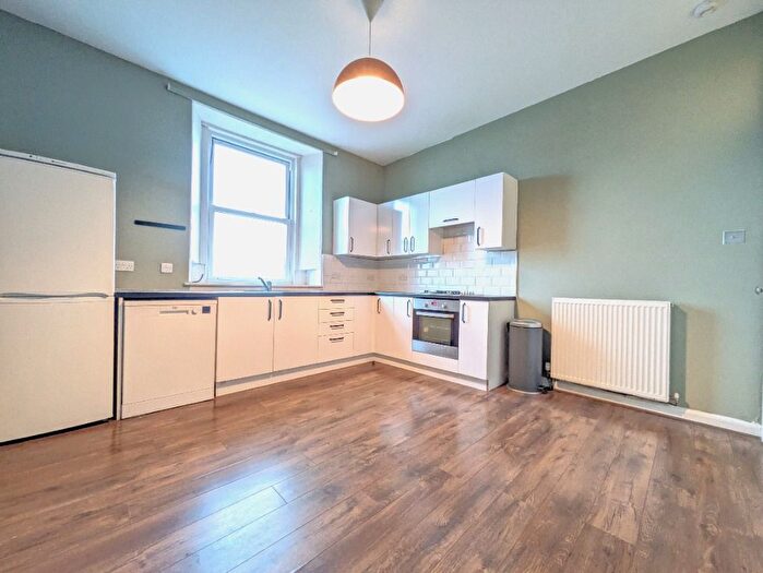 1 Bedroom Flat To Rent In Rossie Place, Easter Road, Edinburgh, EH7