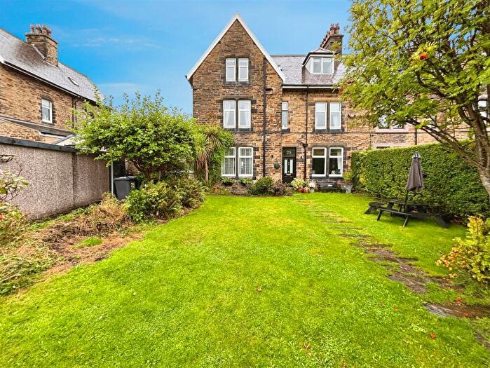 4 Bedroom Villa For Sale In Clara Road, Bradford, BD2