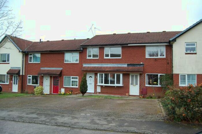 3 Bedroom Terraced House To Rent In Oriel Road, Stefan Hill, Daventry, NN11