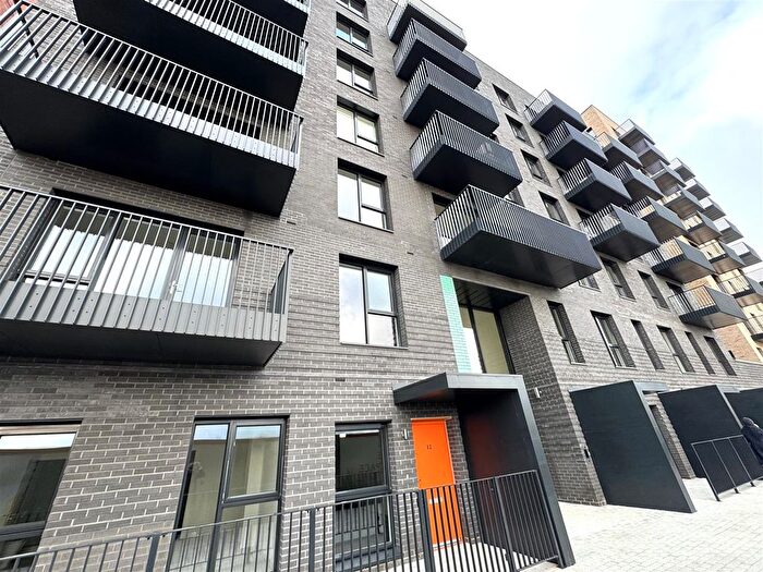 Studio To Rent In Riband Walk, Hayes, UB3