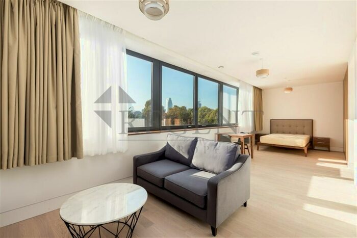 Apartment To Rent In Mono Tower, Penn Street, N1