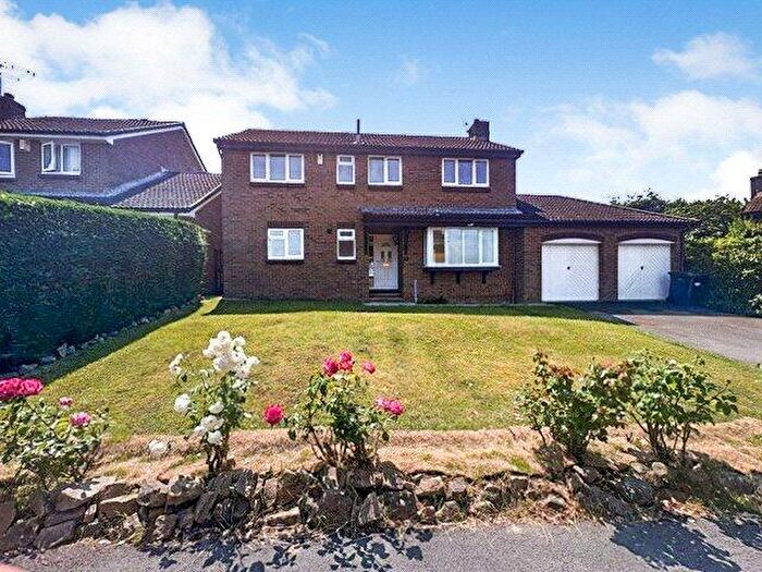 4 Bedroom Detached House To Rent In Cornel Rise, Harrogate, North Yorkshire, HG3