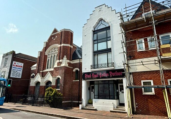 1 Bedroom Apartment For Sale In Stoke Road, Gosport, PO12