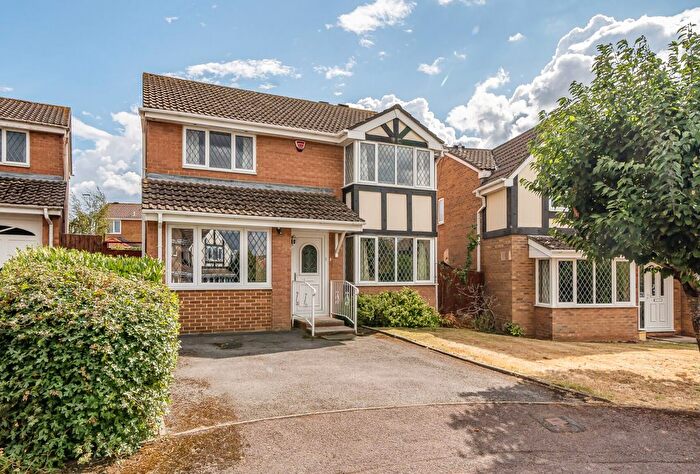 4 Bedroom Detached House For Sale In The Worthys, Bradley Stoke, Bristol, Gloucestershire, BS32