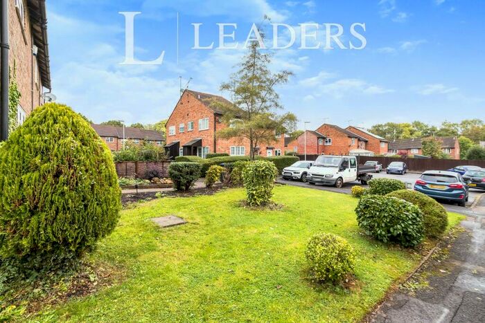 1 Bedroom Terraced House To Rent In Maple Drive, RH19
