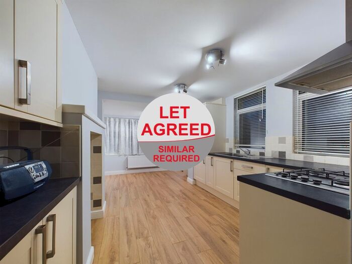 3 Bedroom Terraced House To Rent In Forest Road, Torquay, TQ1