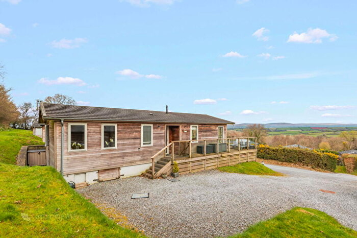 2 Bedroom Lodge For Sale In Moor View Park, California Cross, Modbury, Devon, PL21