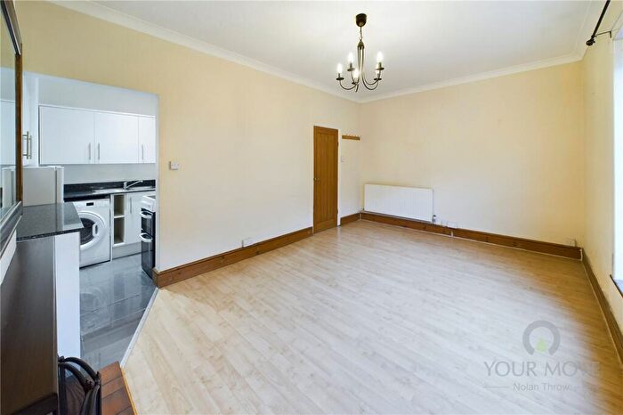 2 Bedroom Maisonette To Rent In St. Michaels Road, Northampton, Northamptonshire, NN1