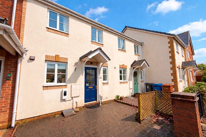 2 Bedroom Property To Rent In Foxglove Close, Lichfield, WS14