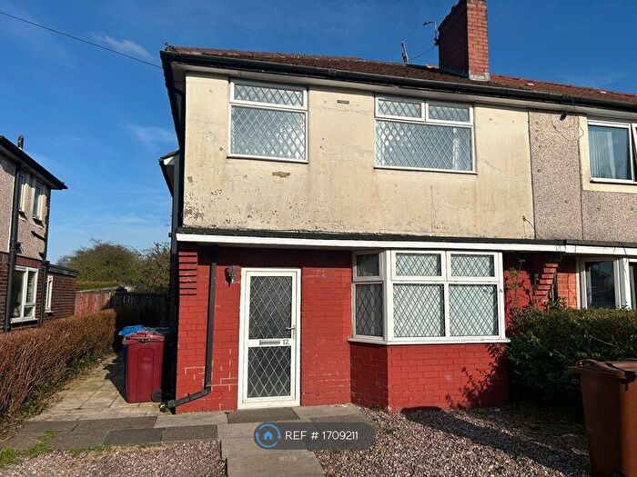 3 Bedroom Semi-Detached House To Rent In Anchor Grove, Darwen, BB3