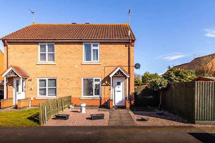 3 Bedroom Semi Detached House For Sale In Raleigh Court, Spalding, PE11