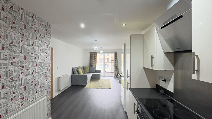 1 Bedroom Flat To Rent In Wave Court, Maxwell Road, Romford, Havering, RM7