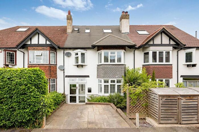 4 Bedroom House For Sale In Sandersfield Road, Banstead, SM7