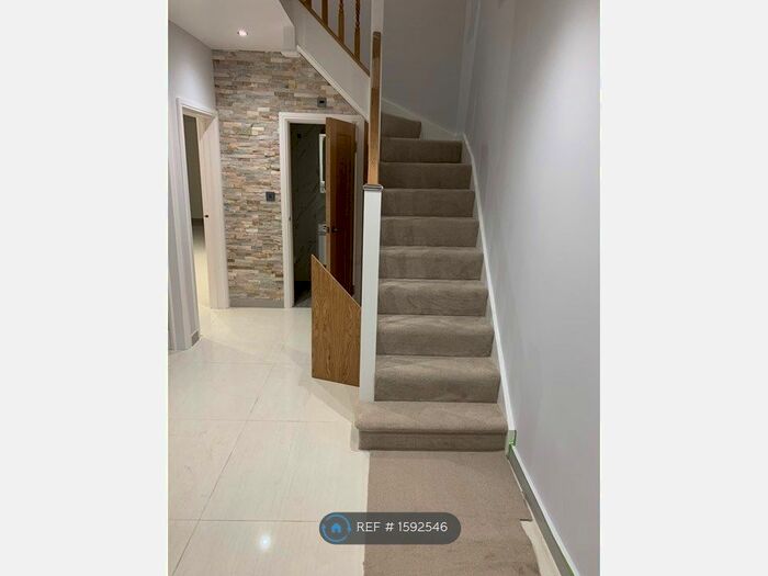 5 Bedroom Detached House To Rent In Westfield Road, London, KT6