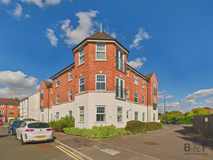 2 Bedroom Flat To Rent In Old Quarry Gardens, Mangotsfield, BS16