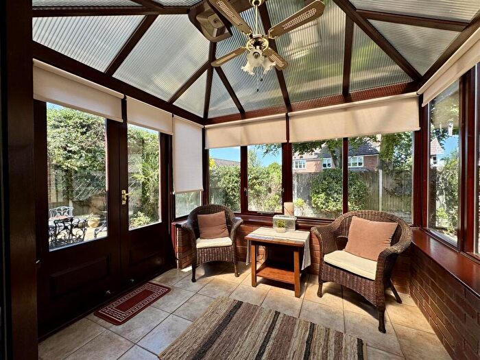3 Bedroom Detached Bungalow For Sale In Harringay Drive, Stourbridge, DY8