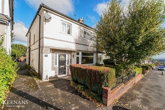 4 Bedroom Semi-Detached House To Rent In St. James's Road, Blackburn, BB1