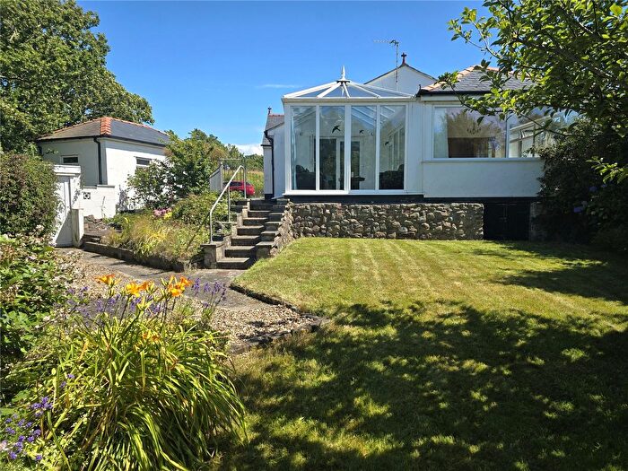 3 Bedroom Bungalow For Sale In Aberdesach, Caernarfon, LL54