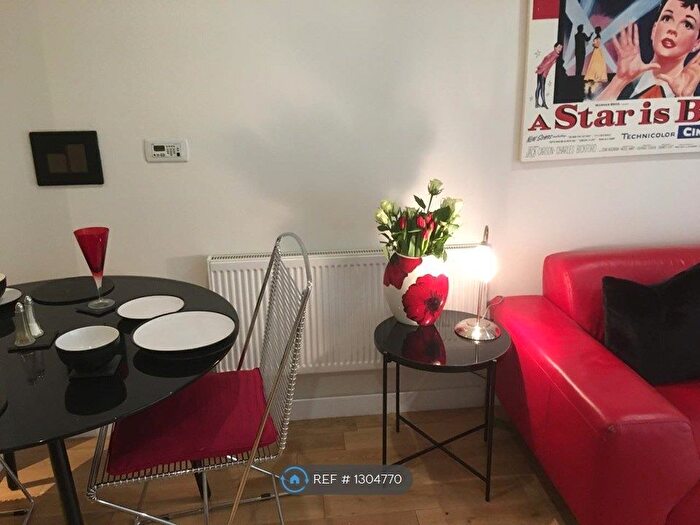 1 Bedroom Flat To Rent In The Sawmill, Hull, HU2