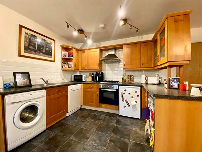 2 Bedroom Apartment For Sale In The Gate, Halifax Road, Birchencliffe, HD3