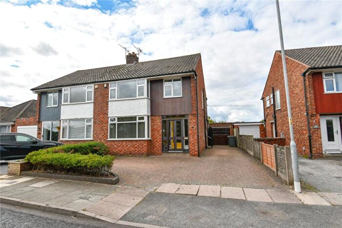 4 Bedroom Semi-Detached House For Sale In Heron Road, Meols, Wirral, CH47