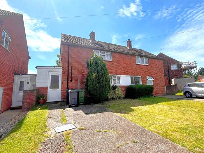 4 Bedroom Semi-Detached House To Rent In Homestall, Guildford, Surrey, GU2