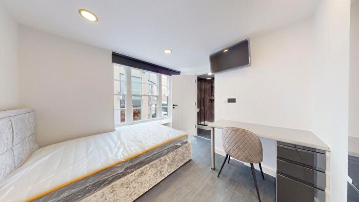 1 Bedroom Property To Rent In Flat, - Room C, Bridlesmith Gate -, NG1