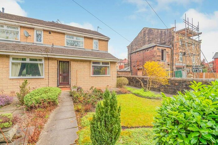 2 Bedroom Terraced House To Rent In Burnley Road, Todmorden, Lancashire OL14