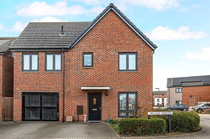 4 Bedroom Detached House For Sale In Woking, Surrey, GU22