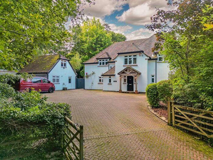 5 Bedroom Detached House For Sale In Chapel Lane, Curdridge, SO32