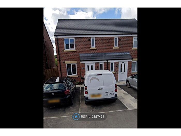 3 Bedroom Semi-Detached House To Rent In Chestnut Avenue, Blackburn, BB1
