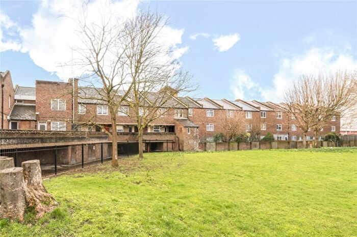 2 Bedroom Property For Sale In Devons Road, Bow, London, E3