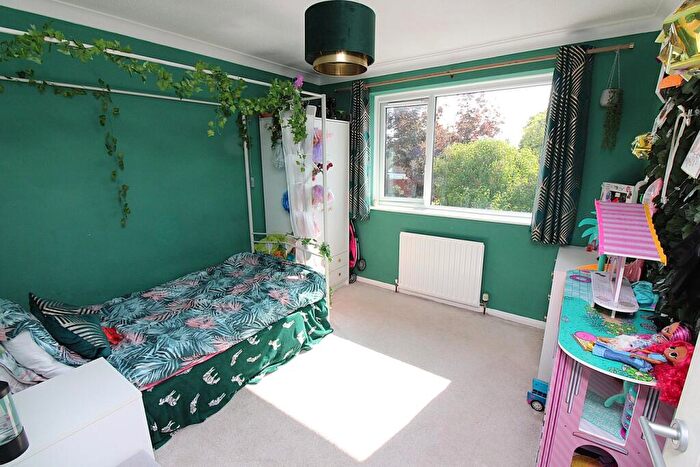4 Bedroom Detached House For Sale In Astwick Road, Stotfold, Hitchin, SG5