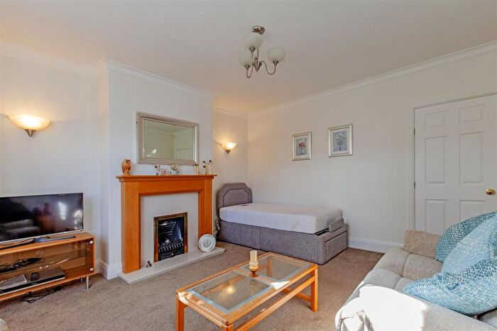 3 Bedroom Detached House For Sale In Highfield Lane, Newbold, Chesterfield, S41