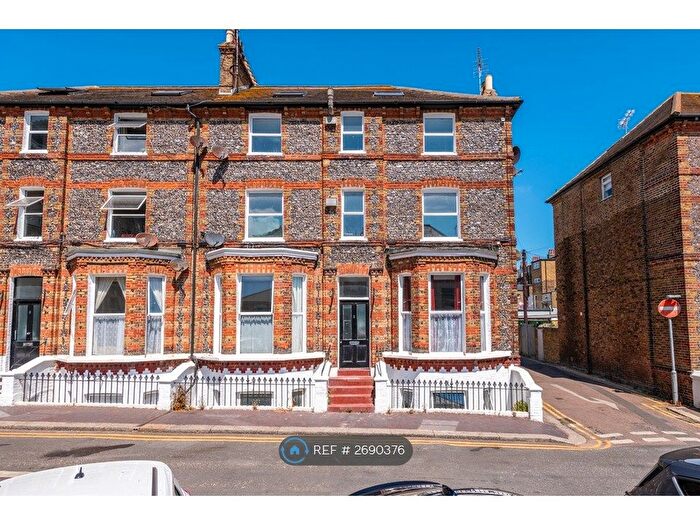 Studio To Rent In Sandringham Court, Broadstairs, CT10